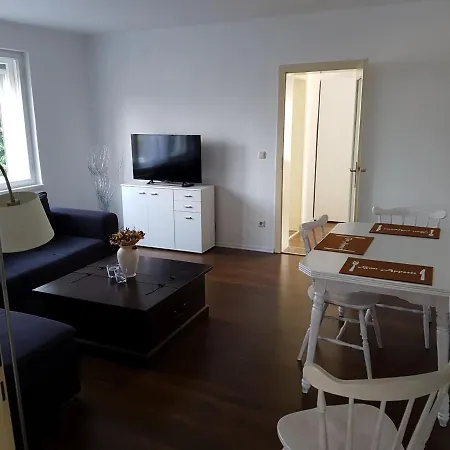 Appartement Am Thueringen Radweg Rauda
